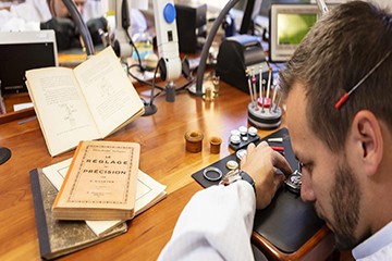 劳力士走着走着就不走