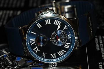 劳力士手表不戴就不走吗