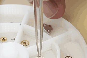 劳力士石英表保养机芯