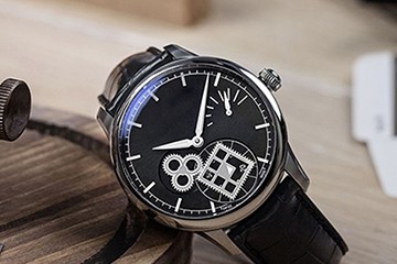 劳力士不带就停了正常吗